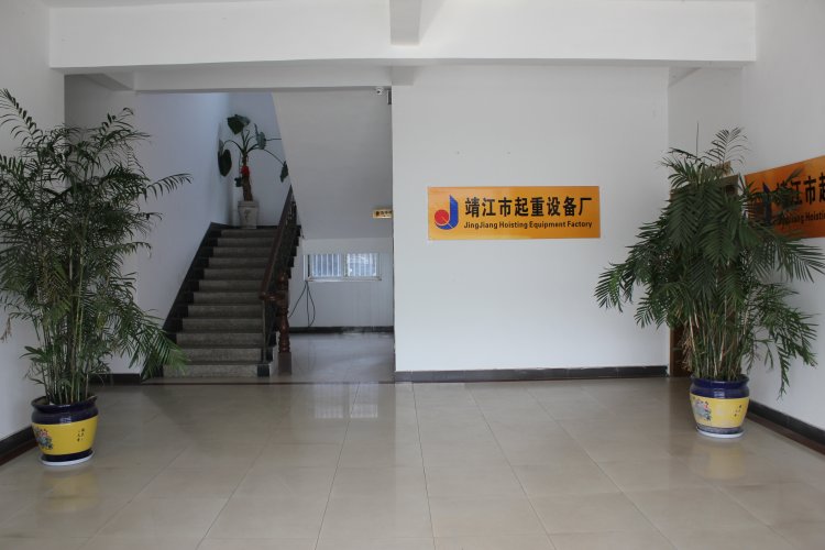 靖起承接各類規格起重機的定制服務！
