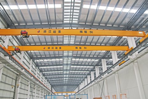 “科技創(chuàng)新，服務(wù)為上”是起重機(jī)市場的生存法【靖江起重】