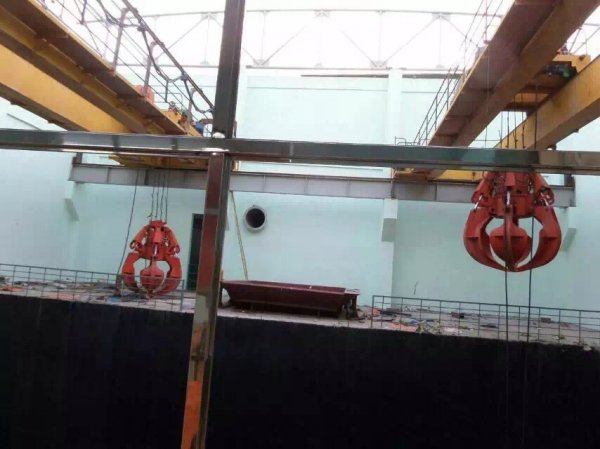 抓斗起重機(jī)配置不同液壓抓斗，應(yīng)用不同！