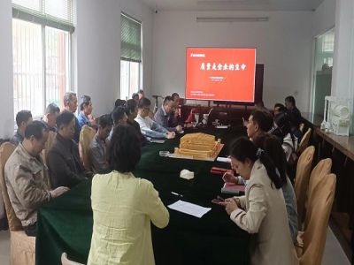 不斷提升產(chǎn)品質(zhì)量，做高質(zhì)量的起重機(jī)！