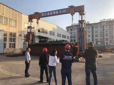 液壓龍門吊的優勢特點多！